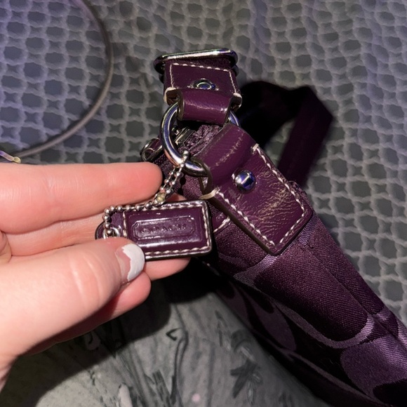COACH Purple Jacquard Signature C Crossbody Messenger Shoulder Bag - Picture 4 of 14